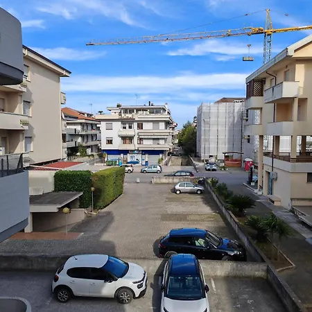 Casa Cettini 公寓 阿尔巴·阿德里亚蒂卡